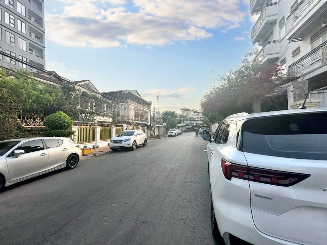 ที่ดิน สำหรับเช่า ใน, บึงกัก 2, ตuolโกก, พนมเปญ