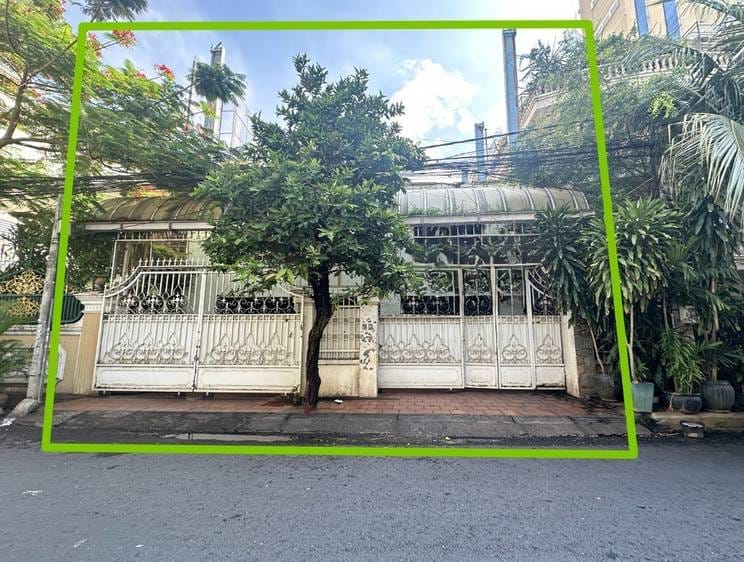 CommercialShophouse À louer à Boeung Prolit, 7 Makara, Phnom Penh