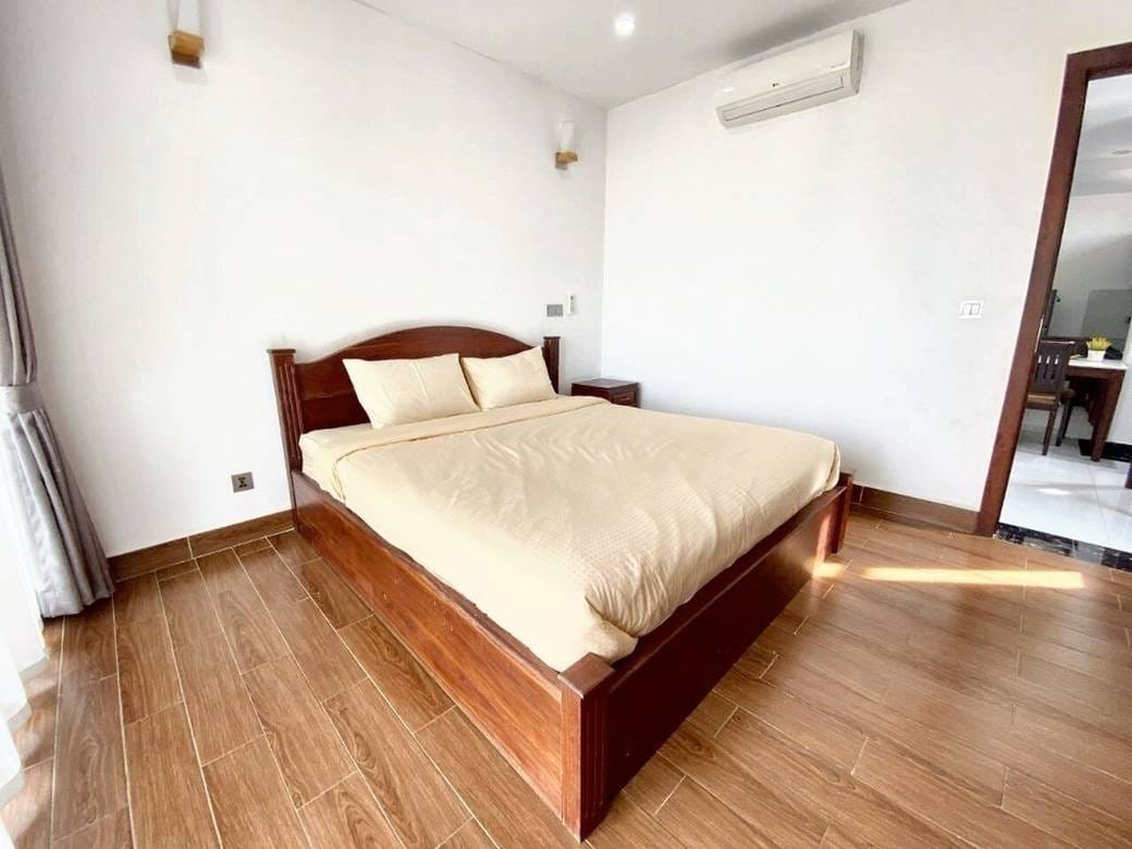 1 Bedrooms Apartmán se službami K pronájmu