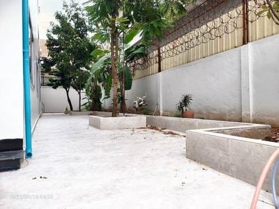 550 sqm Land Size Vila K pronájmu
