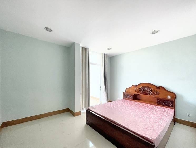231 sqm Living Size Vila K pronájmu in Chamkarmon