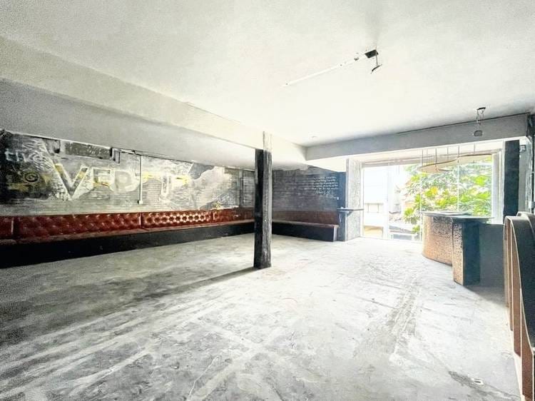 CommercialShophouse สำหรับเช่า ใน BKK 1, Boeng Keng Kang, Phnom Penh