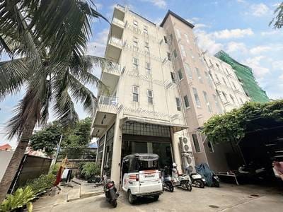 Bâtiment À louer de 1,170 m² habitables à Toul Kork