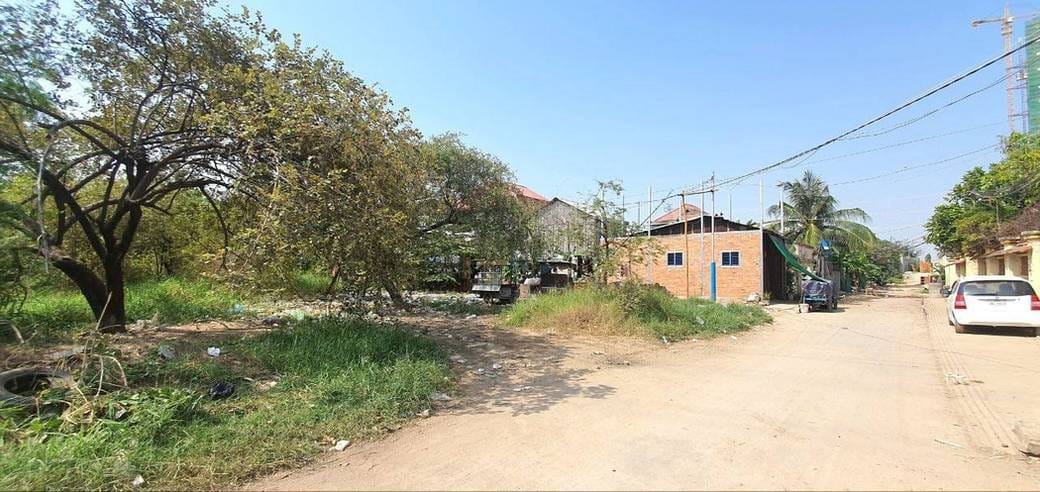 Chak Angrae Leu Lot For Sale in Chak Angrae Leu