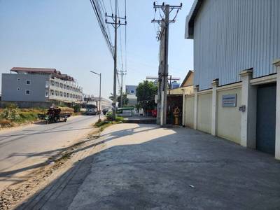 Por Sen Chey ឃ្លាំង សំរាប់ជួល នៅPor Sen Chey