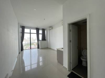 Condo Na prodej in Chamkarmon $100,000