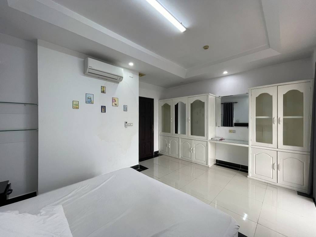 Toul Tum Poung 2 Penthouse For Rent in Toul Tum Poung 2