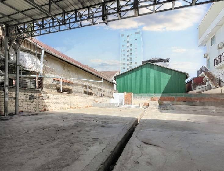 Chamkarmon Lot For Sale & Rent in Phsar Daeum Thkov Chamkarmon $770,000