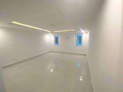 84平方米土地面积的CommercialShophouse出售，价格$210,000