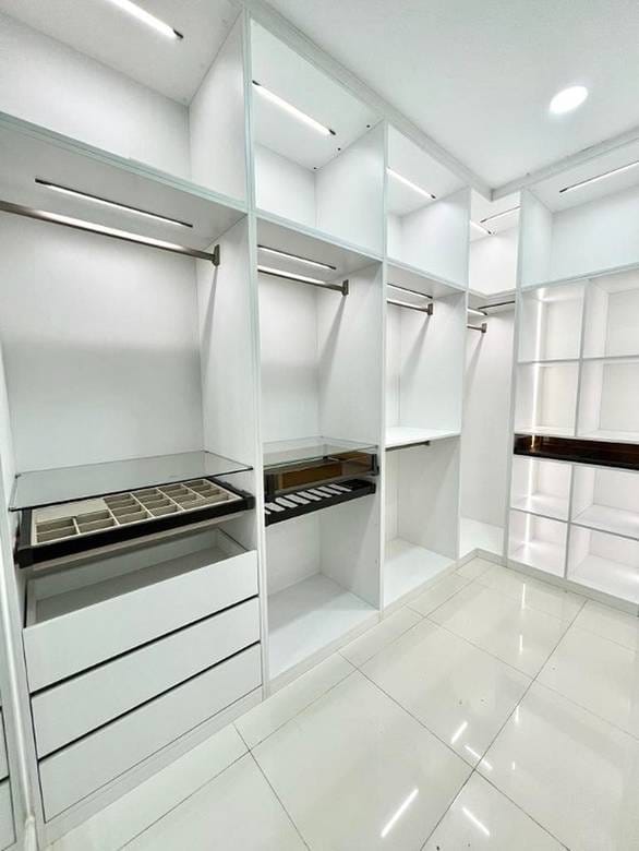 Meanchey双子别墅出售，价格$395,000