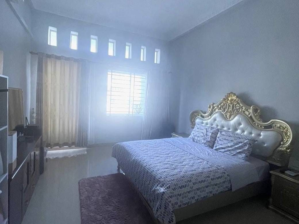 House and lot សំរាប់លក់ នៅRussey Keo តម្លៃ $210,000