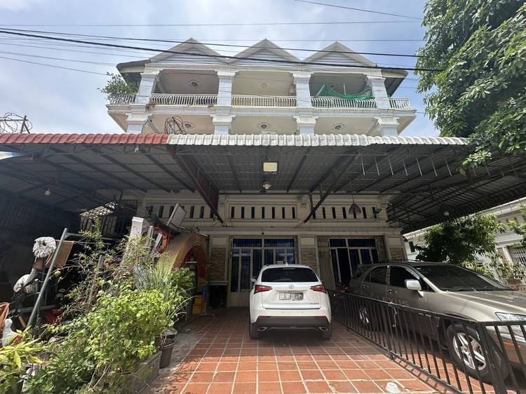 Maison À vendre à Russey Keo, Phnom Penh