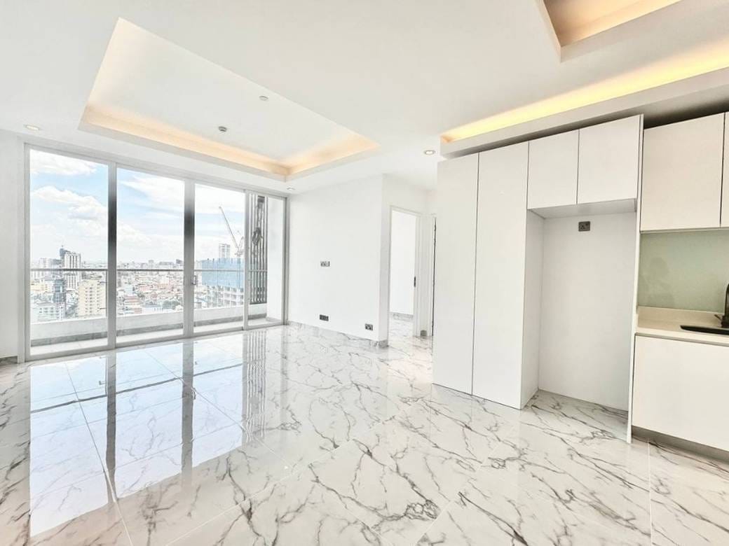 J Tower 2 Condominium | Zařízeno Condo Na prodej