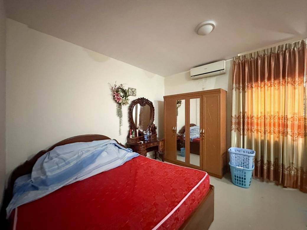 Sen Sok联排住宅出售，位于Sen Sok