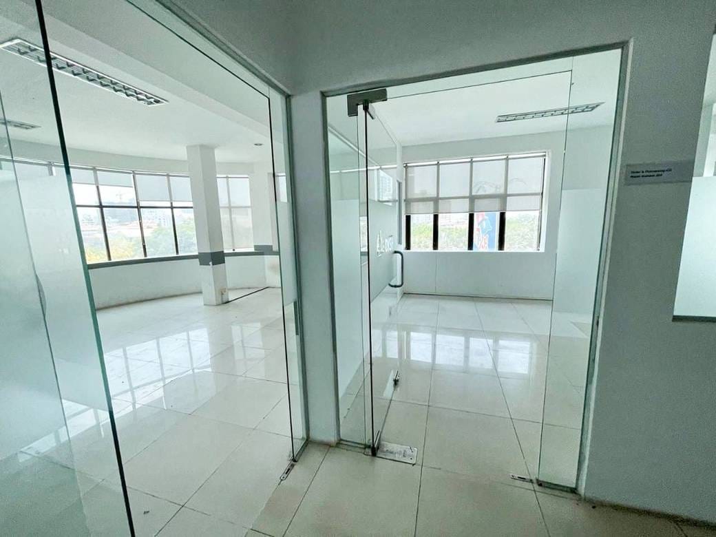 អាគារ តម្លៃ $25,000