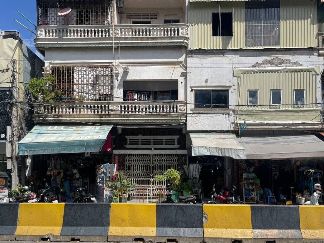 $1,500 Shophouse