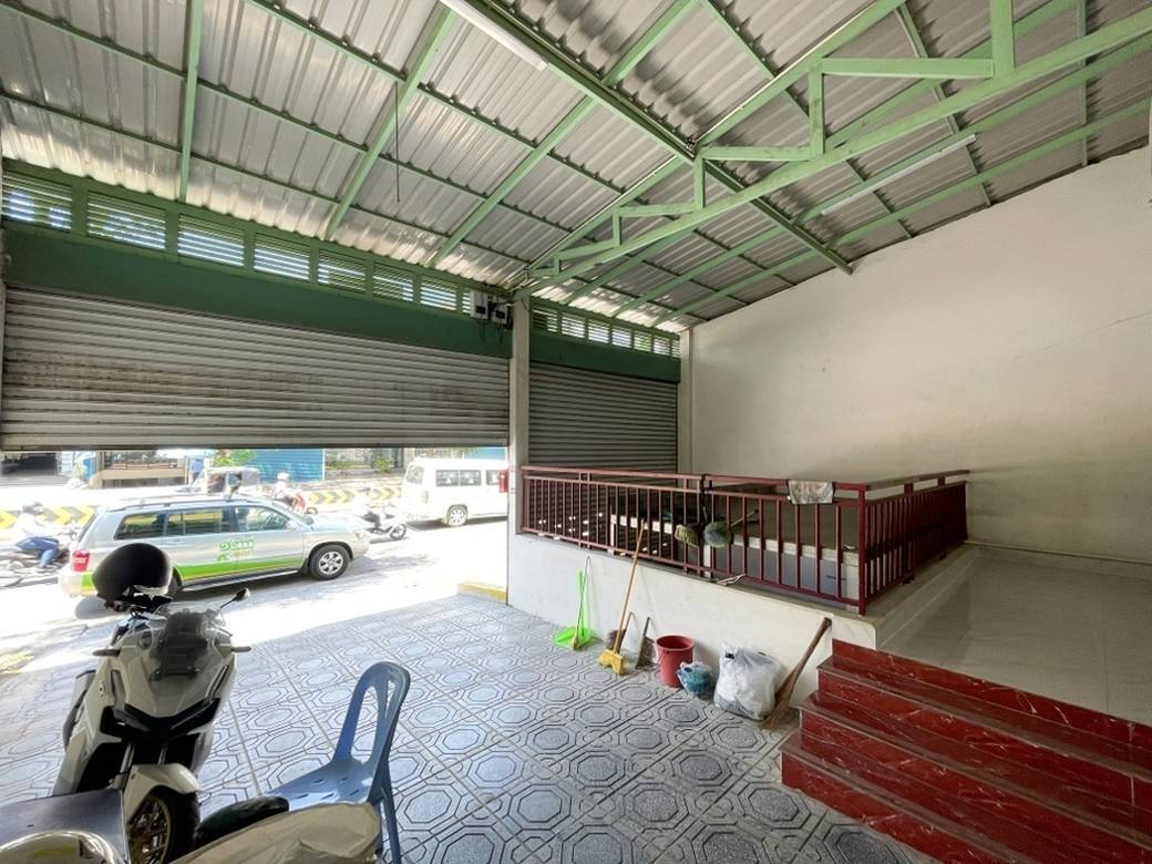 MeancheyCommercialShophouse出租，价格$1,200