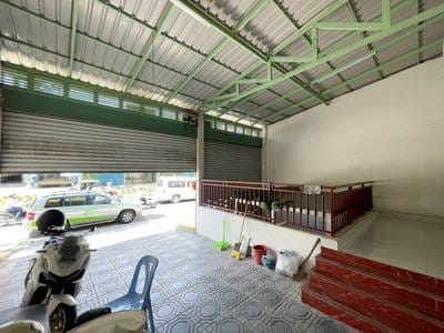 MeancheyCommercialShophouse出租，价格$1,200