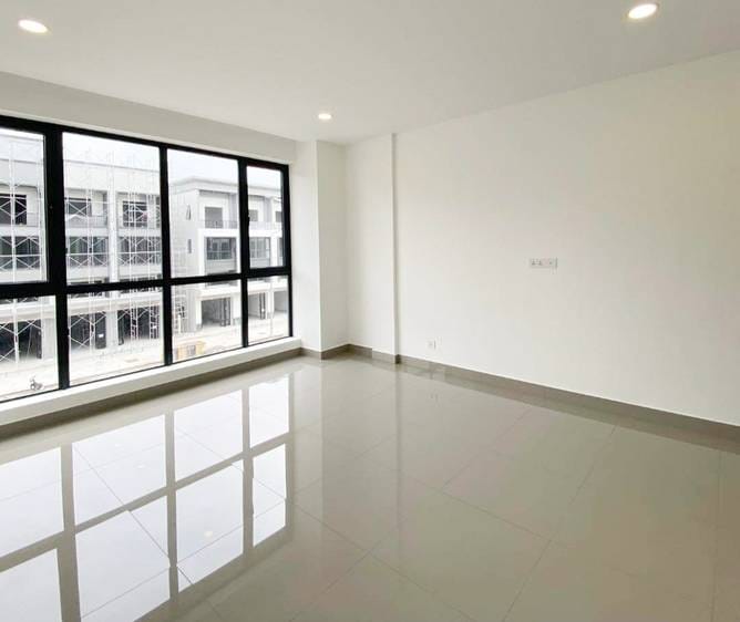 Chroy Changvar店屋出售，位于Preaek LiebChroy Changvar，价格$295,000