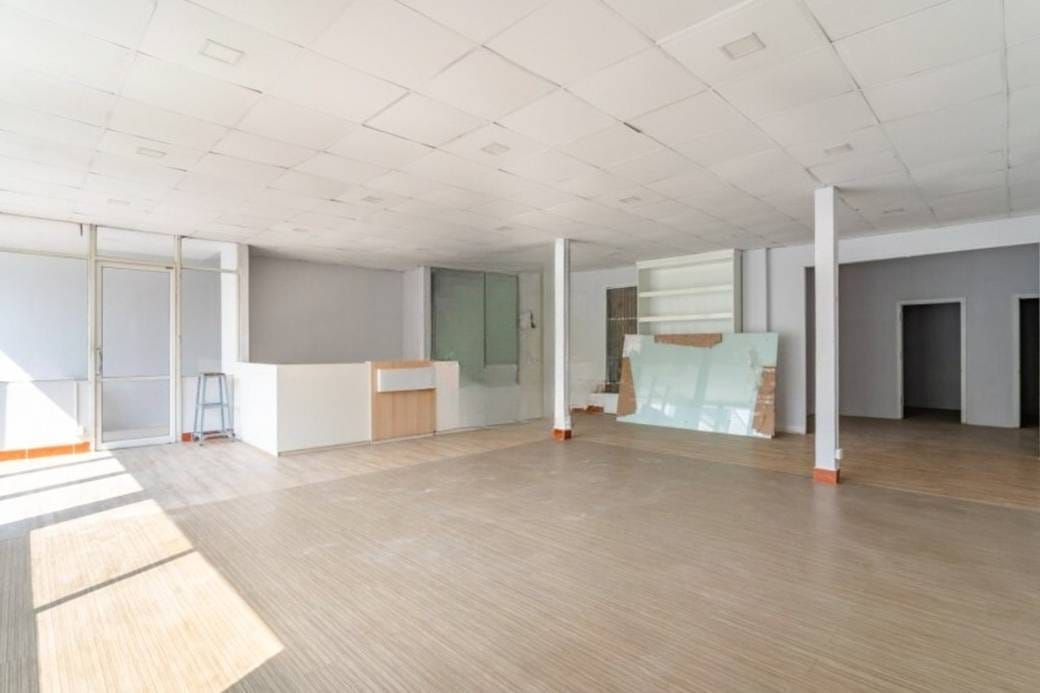 CommercialShophouse K pronájmu in Daun Penh $3,000