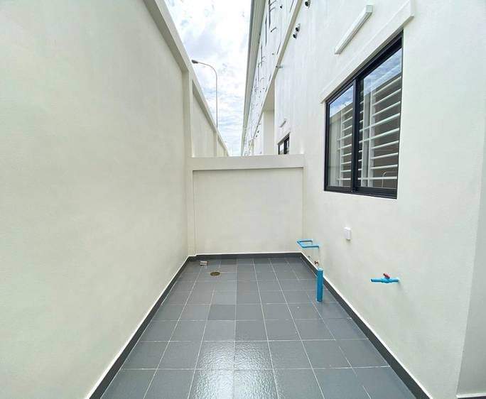 $320,000 Shophouse