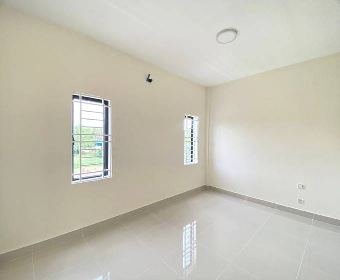 Chbar Ampov Shophouse For Sale in Chbar Ampov