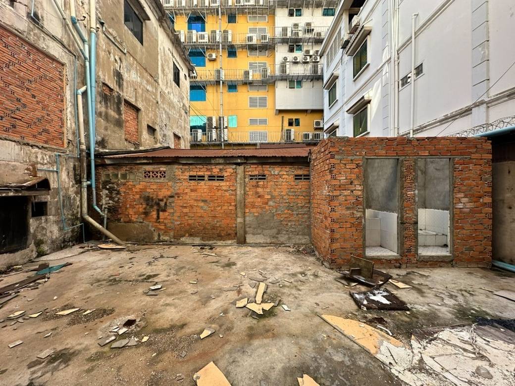 Toul Kork384平方米使用面积CommercialShophouse出租