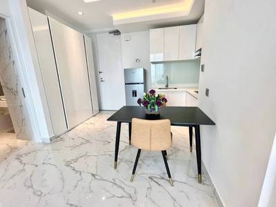 J Tower 2 Condominium | Zařízeno Condo Na prodej