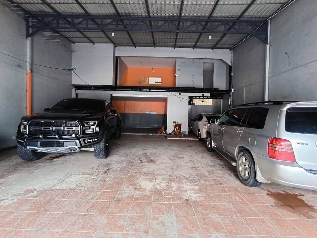 Warehouse For Rent in Tumnob Tuek, Boeng Keng Kang, Phnom Penh