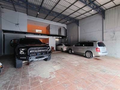 Warehouse For Rent in Boeng Keng Kang $1,700