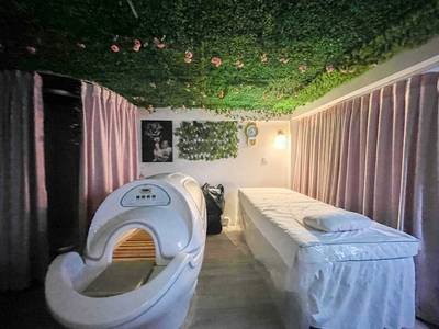 CommercialShophouse สำหรับเช่า ใน Boeng Keng Kang $1,400