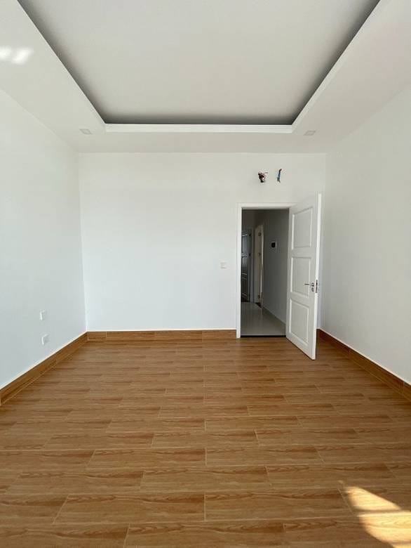 Willa For Sale & Rent z 2 miejscem parkingowym
