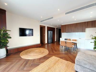 2 Bed, 2 Bath Condo for Sale & Rent in BKK 1
