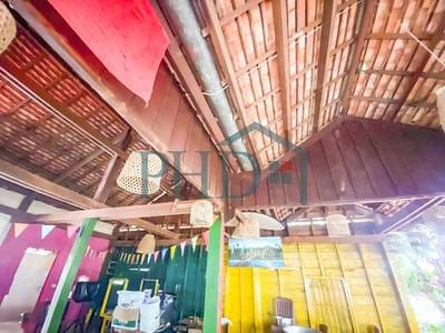 Restaurant For Rent with 1 Parking Space