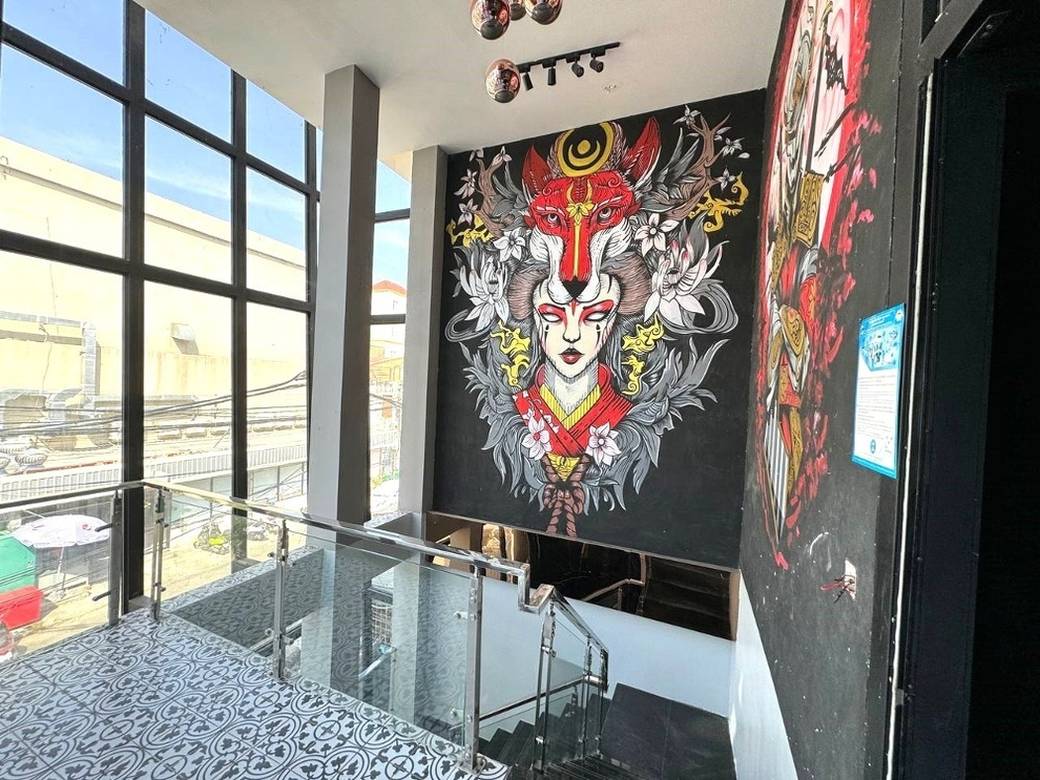 575 sqm Living Size CommercialShophouse For Rent in Boeng Keng Kang