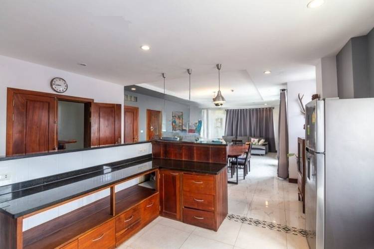 ផ្ទះល្វែង សំរាប់ជួល នៅ Boeung Prolit, 7 Makara, Phnom Penh