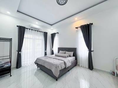 352 sqm Living Size Vila K pronájmu in Sen Sok