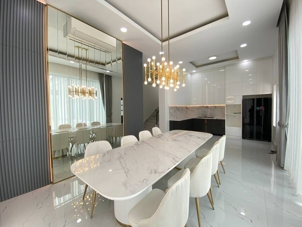 Villa À vendre de 432 m² habitables à Chbar Ampov