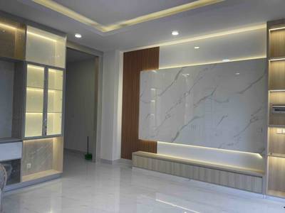 $295,000 Vila