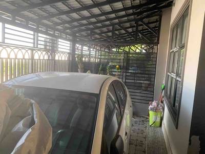 House and lot สำหรับขาย พร้อมที่จอดรถ 2 คัน
