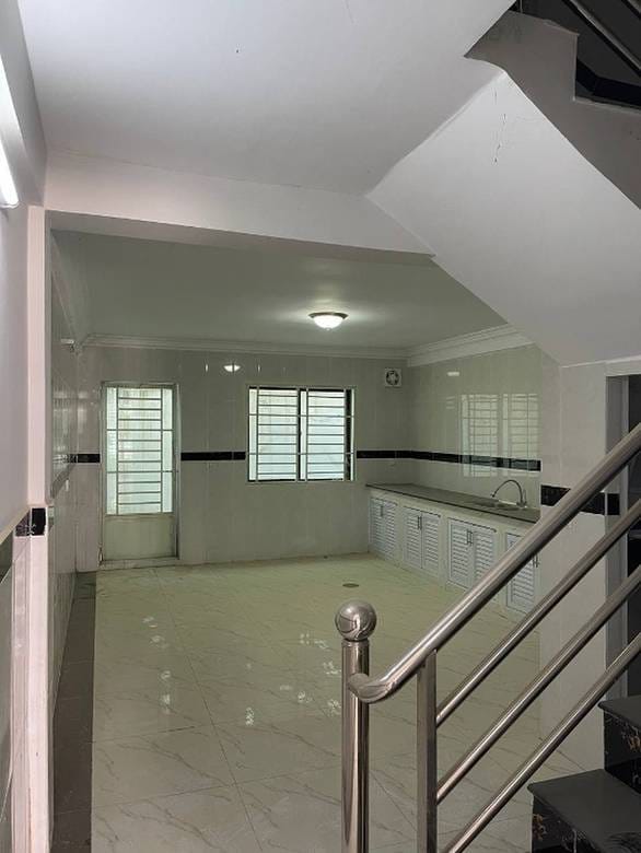 ផ្ទះល្វែង សំរាប់លក់ ទំហំដី 115.9 ម៉ែត្រការ៉េ