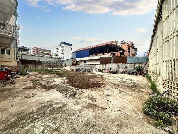 Lot For Sale in Ou Baek K'am, Sen Sok, Phnom Penh