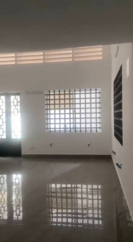 Budynek Na wynajem o powierzchni działki 238.14 m²