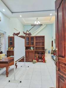 204 sqm Land Size Vila K pronájmu