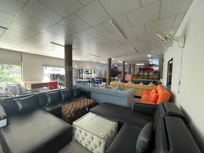 Chamkarmon商业用地出租，价格$12,000