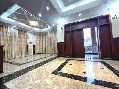 Willa Na wynajem o powierzchni mieszkalnej 1,056 m² w Boeng Keng Kang
