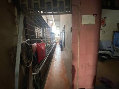 180平方米土地面积的House and lot出售