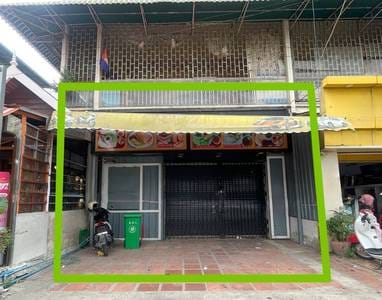 102 sqm Land Size CommercialShophouse K pronájmu