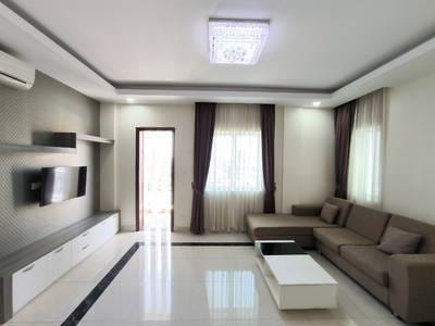 Budynek Na wynajem o powierzchni mieszkalnej 3,450 m² w Chamkarmon