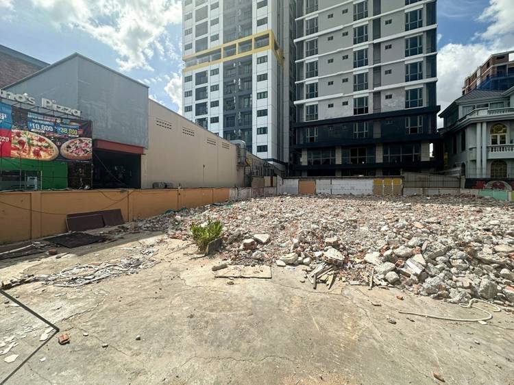 Phnom Penh Thmey, Sen Sok, Phnom Penh에 있는 토지 임대